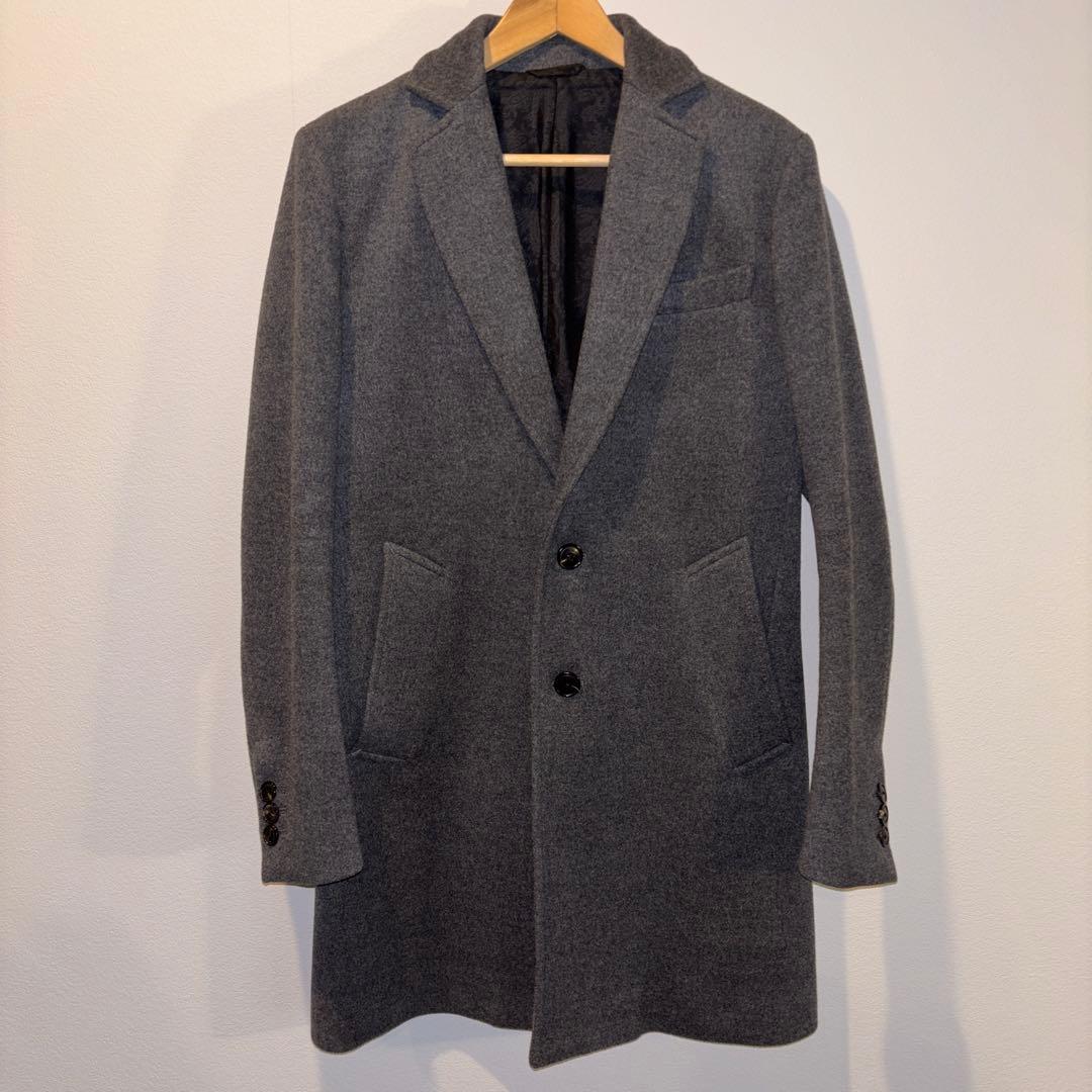 1 piu 1 uguale 3 グレー　チェスターコート