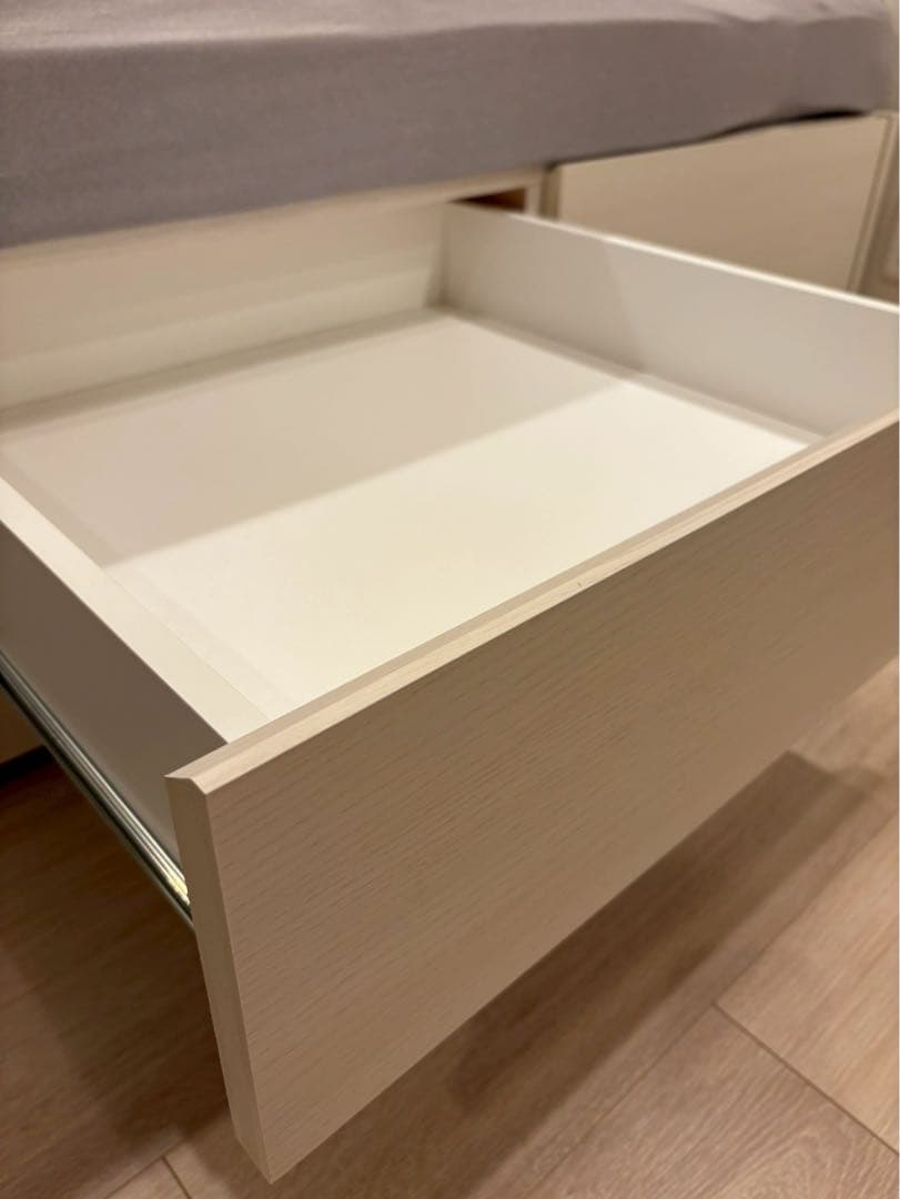 【限界まで値下げしました】【大容量収納付き】すのこチェストベッドフレーム