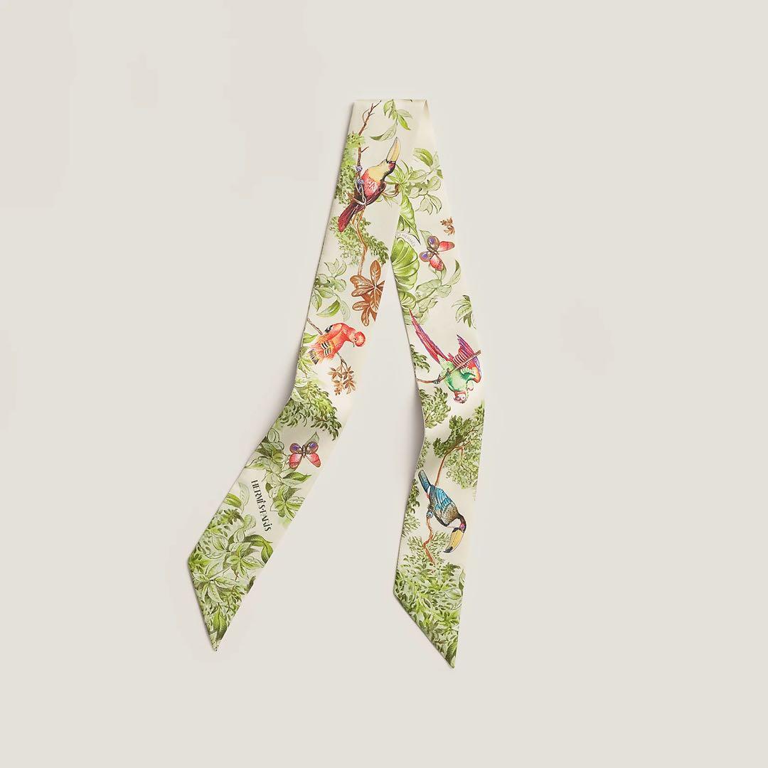 【新品・未使用】エルメス ツイリー 赤道直下 クリーム 2026SS