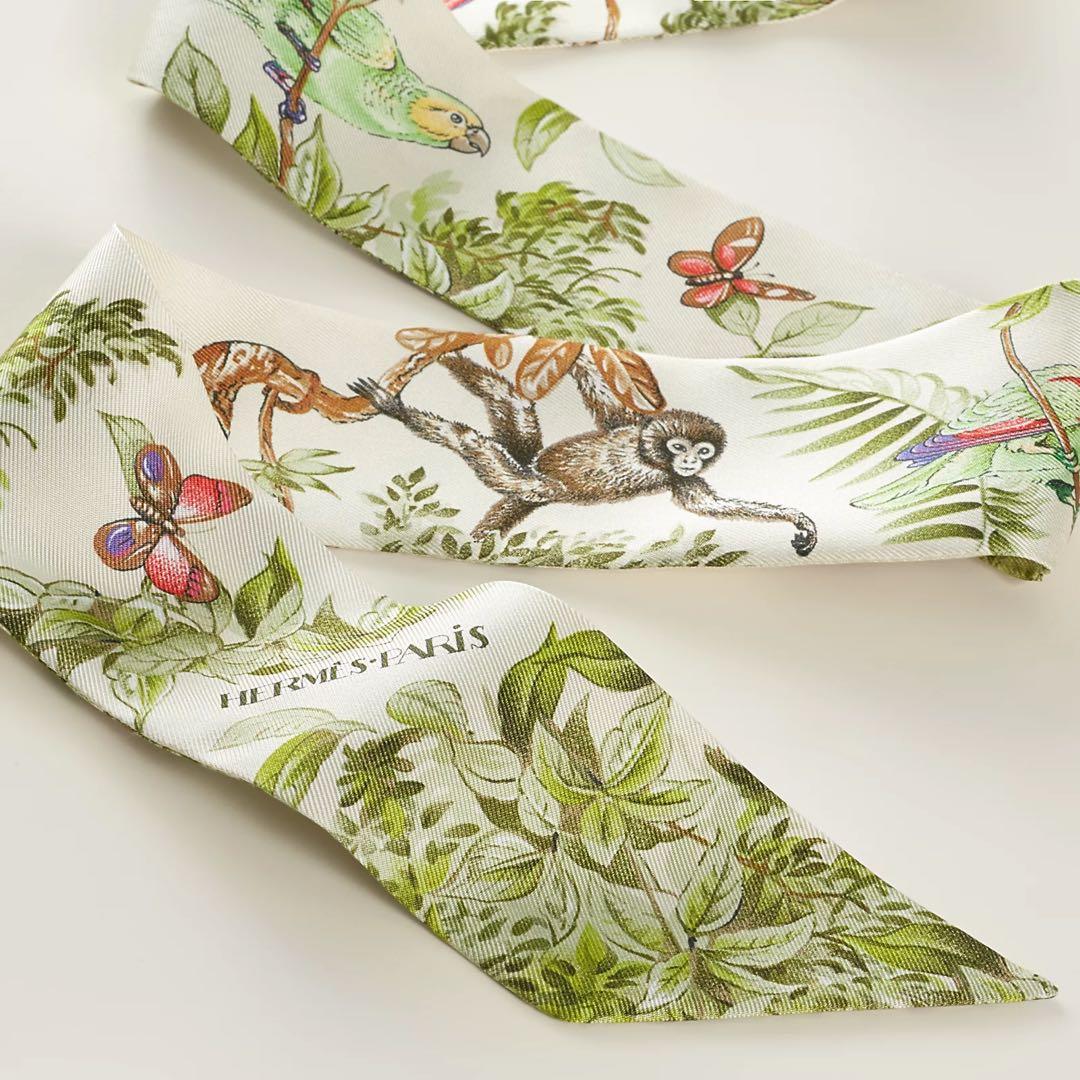 【新品・未使用】エルメス ツイリー 赤道直下 クリーム 2026SS