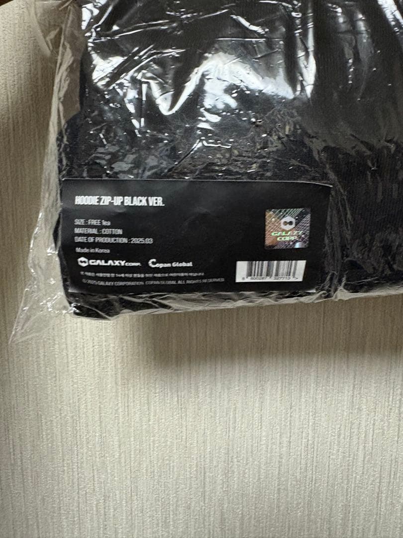 J　G-DRAGON Übermensch ジップパーカー