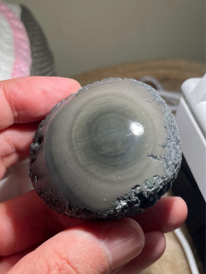 研磨品　十勝石玲瓏　淡イエロー、ピンク　レインボーオブシディアン