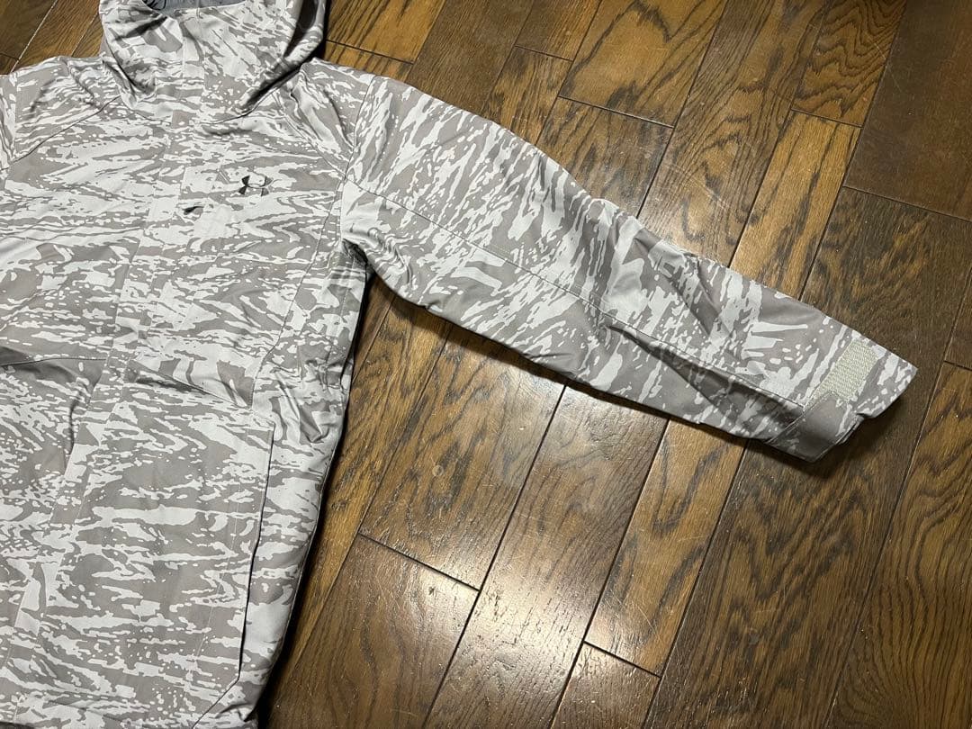 ふ*む様 【超美品】Under Armour スノーボードウェア LG/G グレ