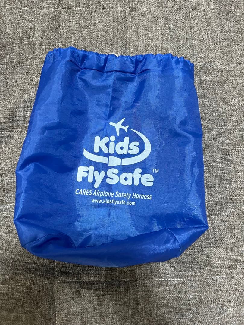 Kids fly safe飛行機専用　安全ベルト cares
