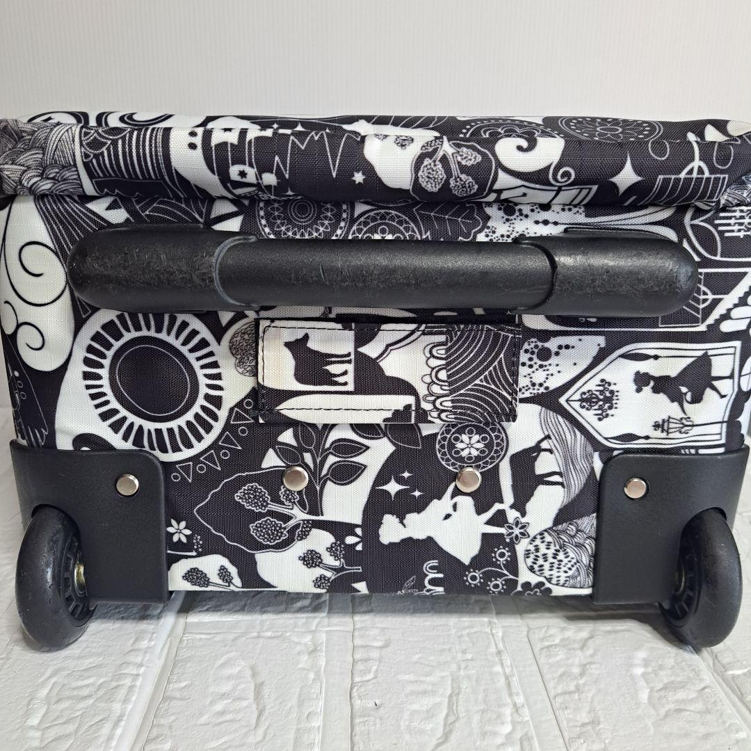 LeSportsac レスポートサック キャリーバッグ キャスター付き黒白 旅行