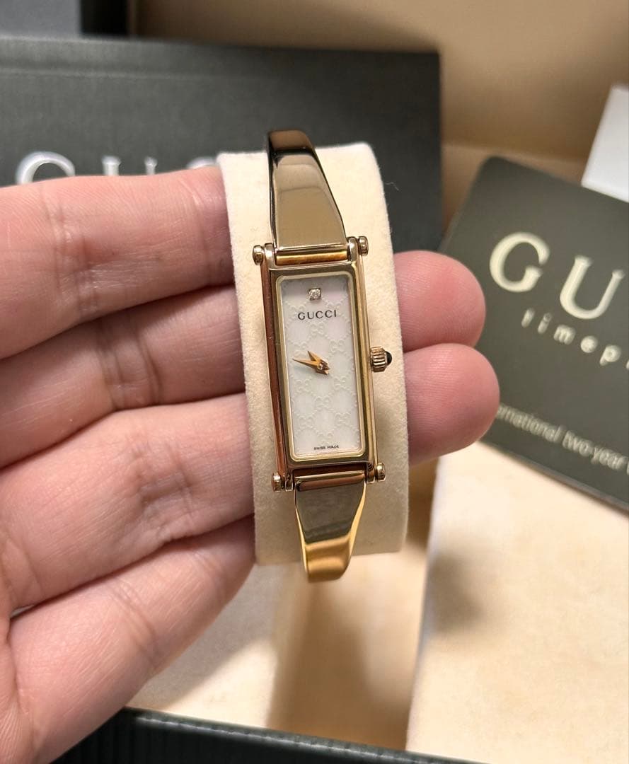 稼働品 グッチ 腕時計 バングルウォッチ1500L ゴールド 1Pダイヤ文字盤