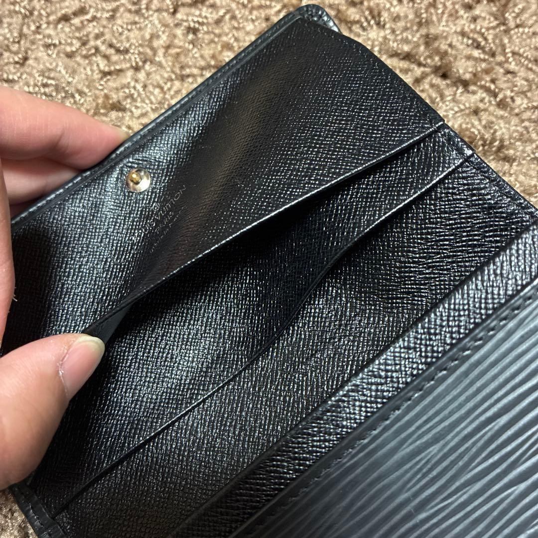 ルイヴィトン LOUIS VUITTON エピ 黒 三つ折り財布 ブラック