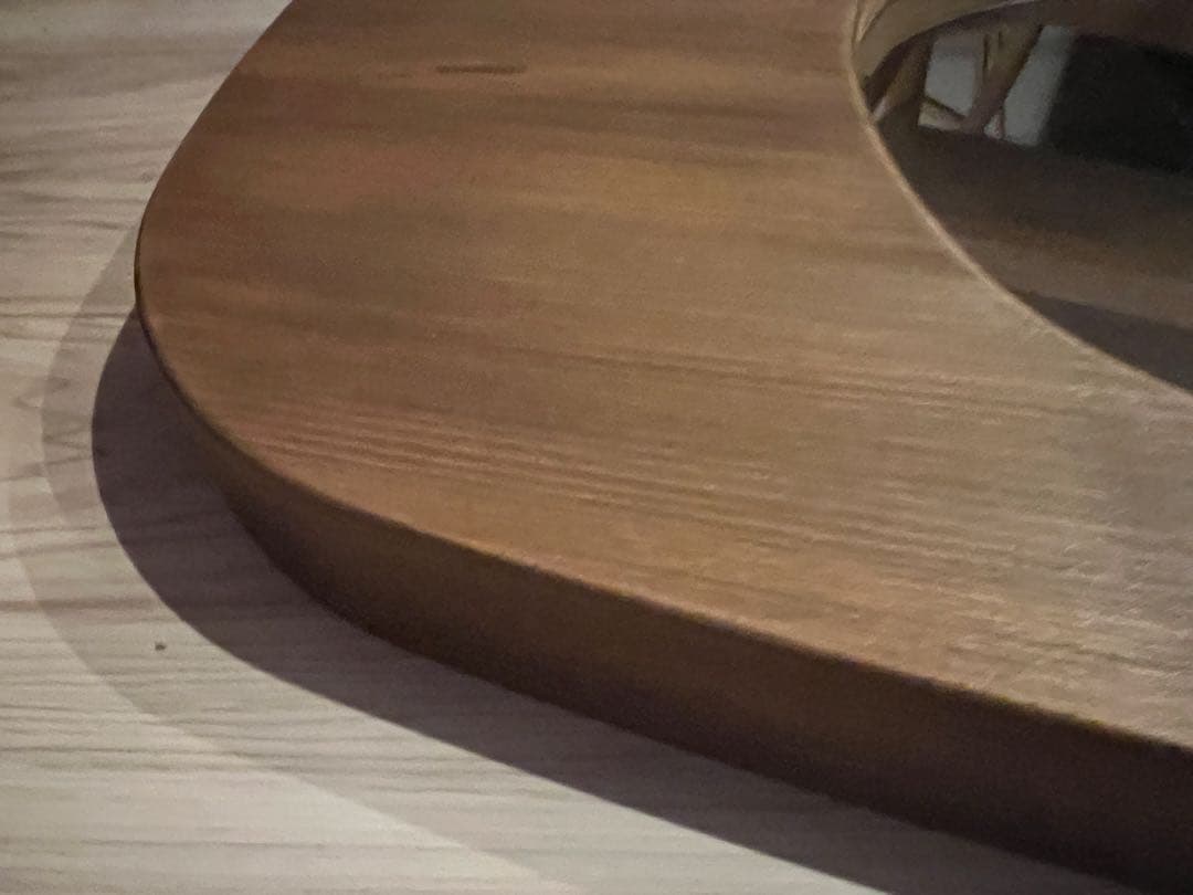 オーバル形状の壁掛け鏡2点セット