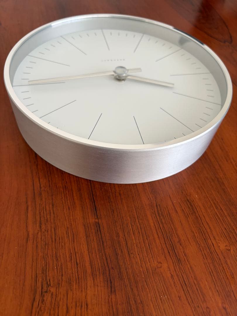 ユンハンス JUNGHANS 6046 掛時計マックス・ビル　Max Bill