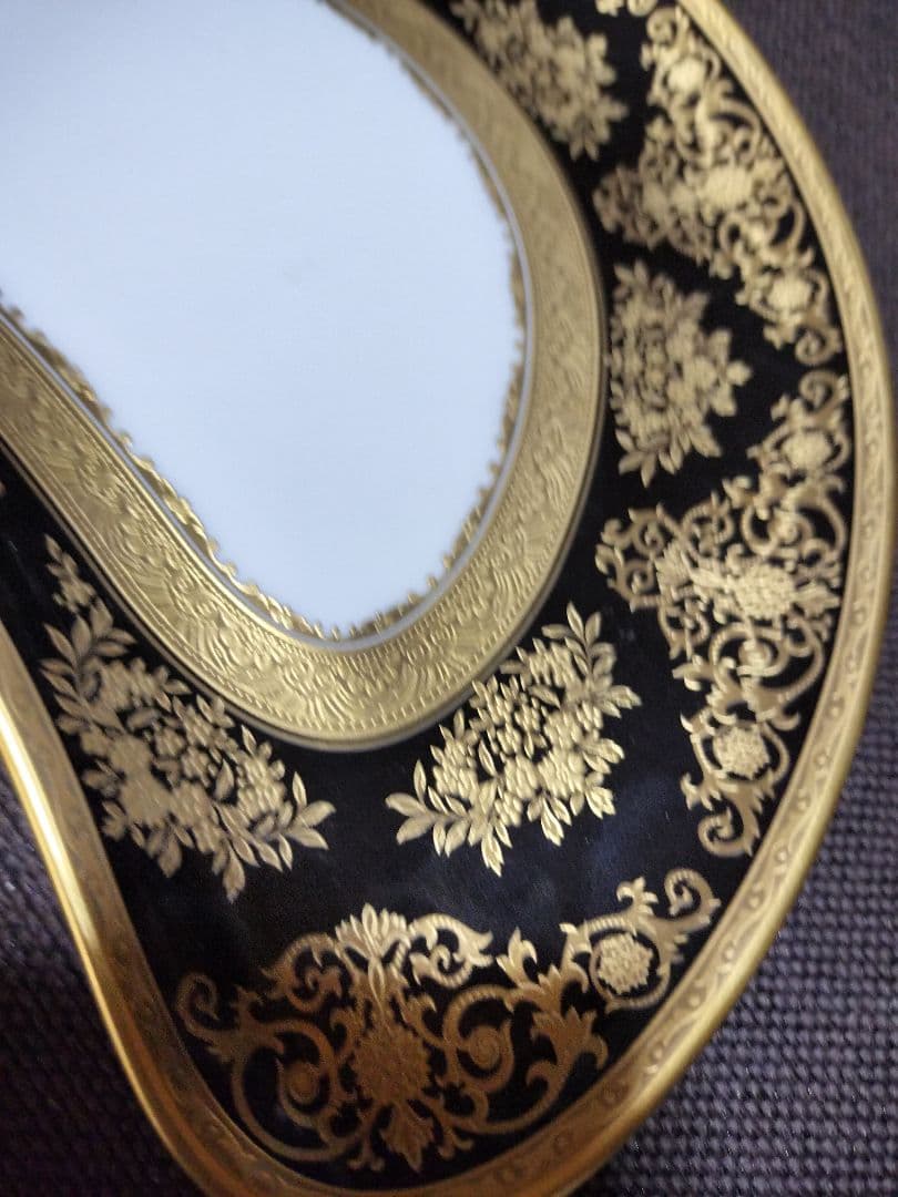 世界最高級ブランド　クレッセント皿　アフタヌーンティーなど