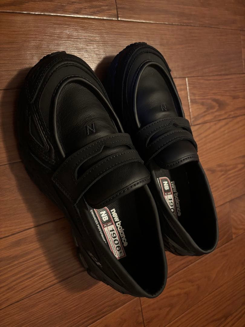 靴 New Balance 1906L \"Triple Black\"