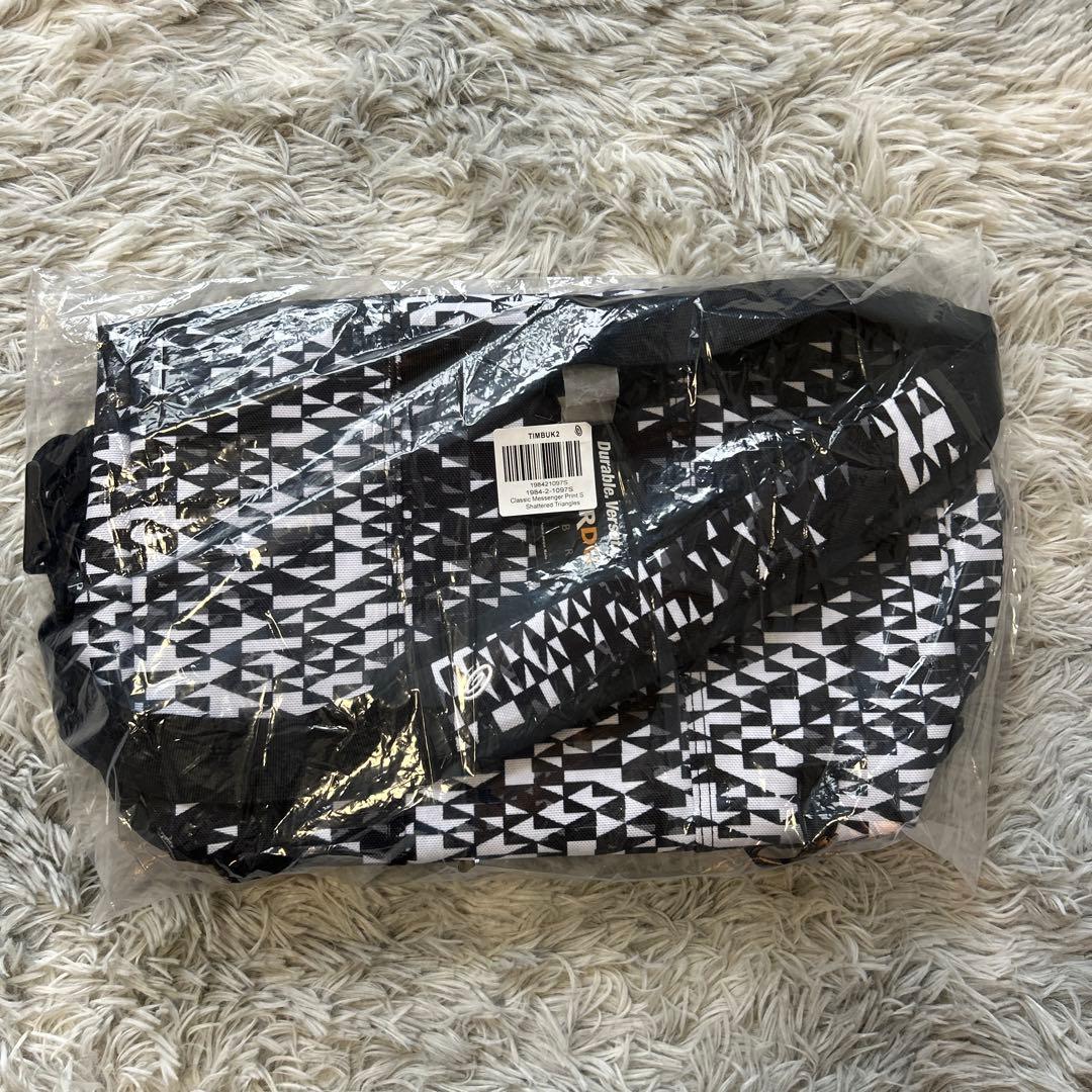 【新品】TIMBUK2 クラシックメッセンジャーバッグ Sサイズ 幾何学模様