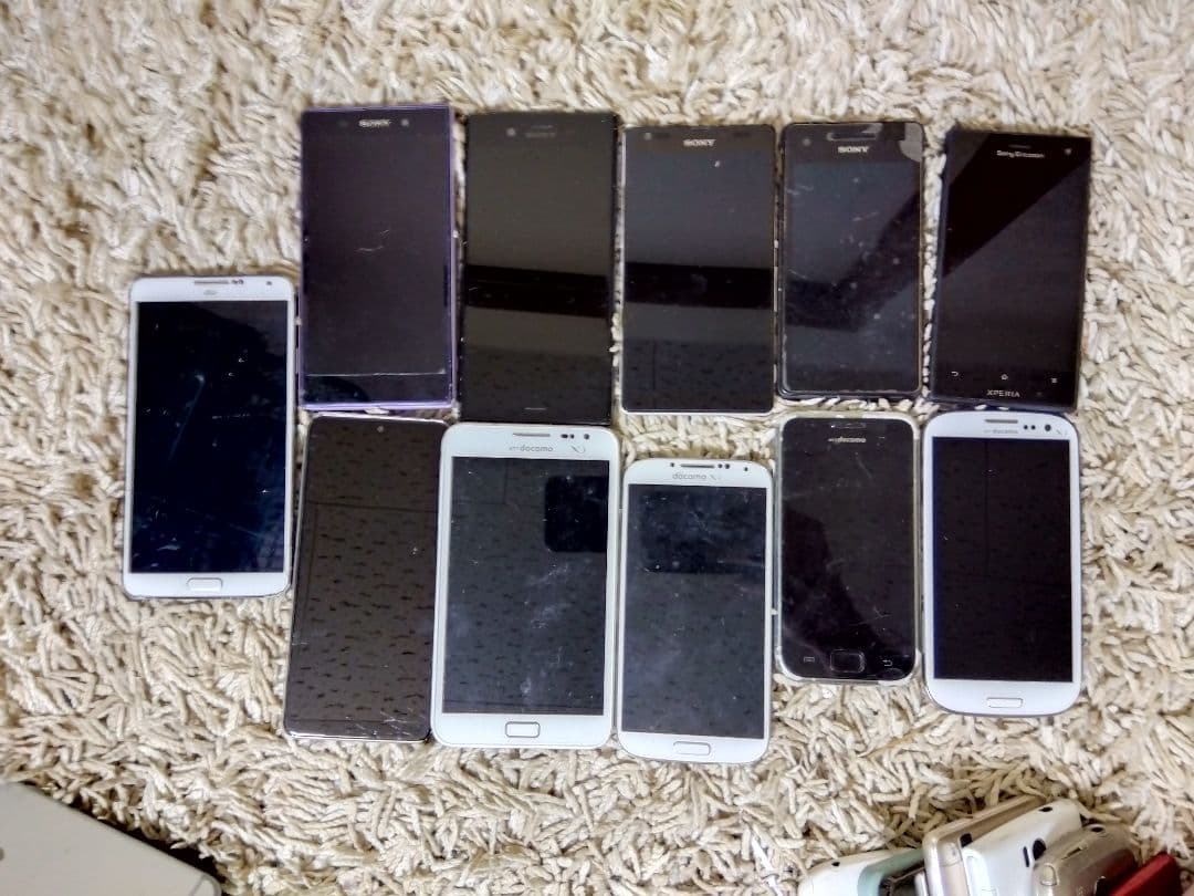 スマホまとめ売り５６本ジャンク品