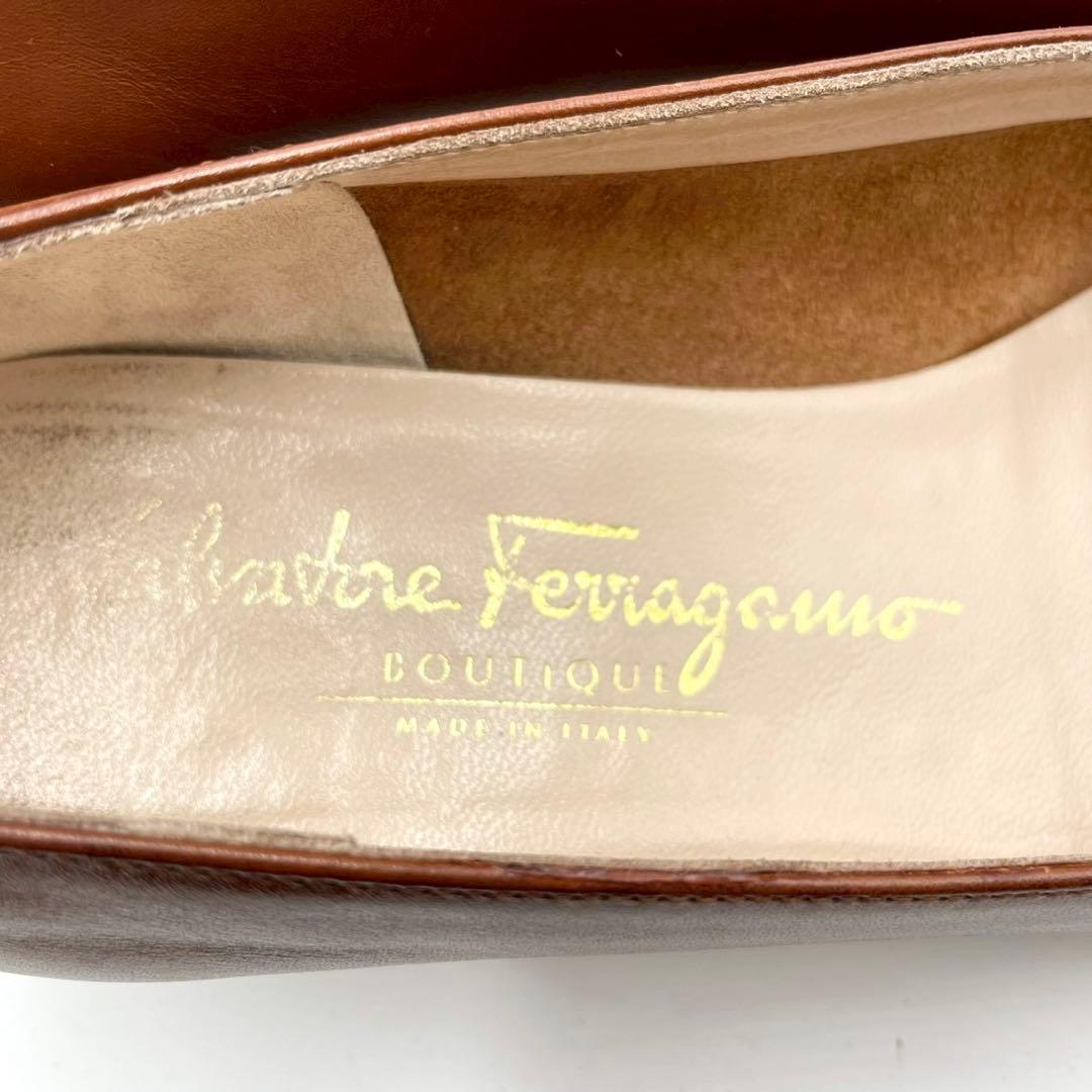 フェラガモ パンプス ヴァラリボン SEMPIONE 5C ブラウン Y1298