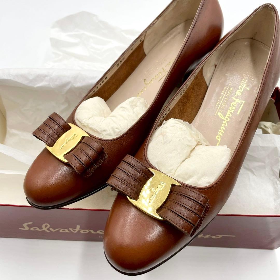 フェラガモ パンプス ヴァラリボン SEMPIONE 5C ブラウン Y1298