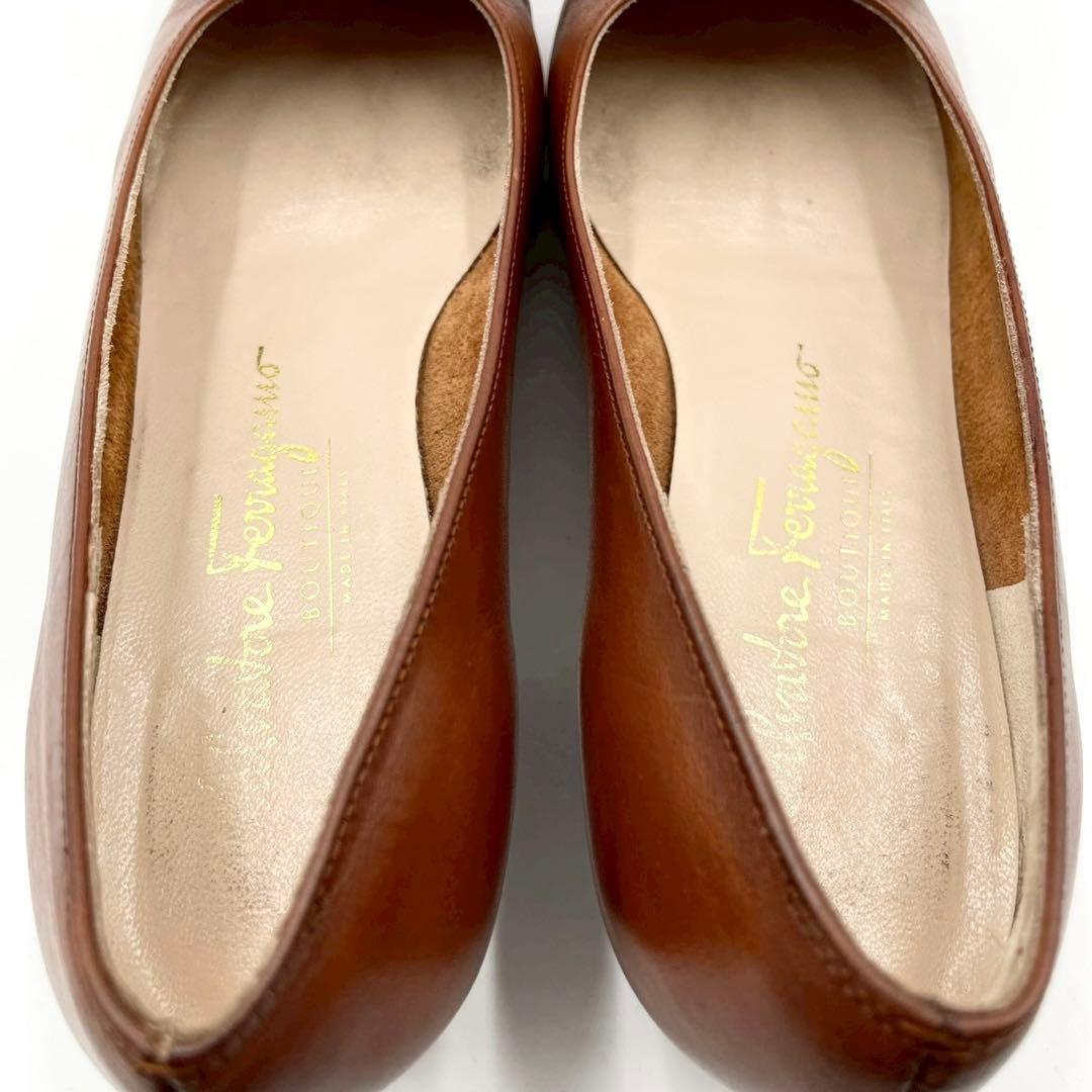 フェラガモ パンプス ヴァラリボン SEMPIONE 5C ブラウン Y1298