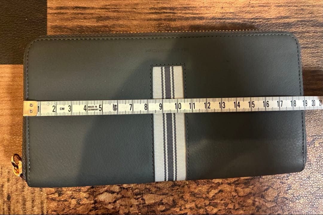 ★お取り置き★新品　PORSCHE 長財布　牛革　エンボス加工　ブルーグレー