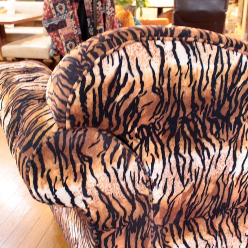 虎柄ソファ 幅210cm タイガー ラグジュアリー 丸脚 143-137-001