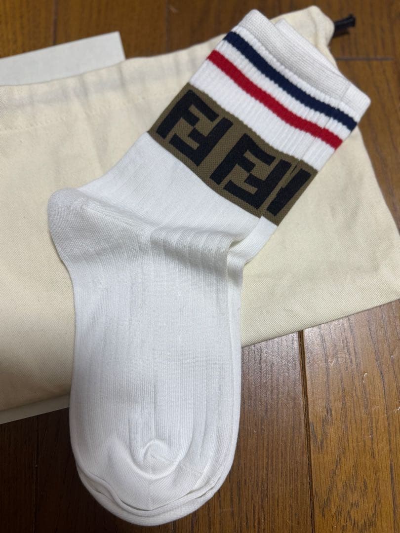 フェンディ FENDI 新品ソックス靴下