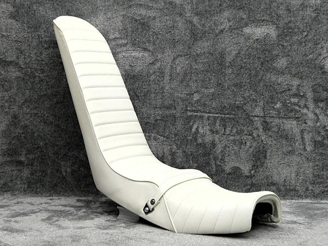 ホーク　白皮　60ｃｍ　三段シート/レザー 角タンク3段シート補強入り