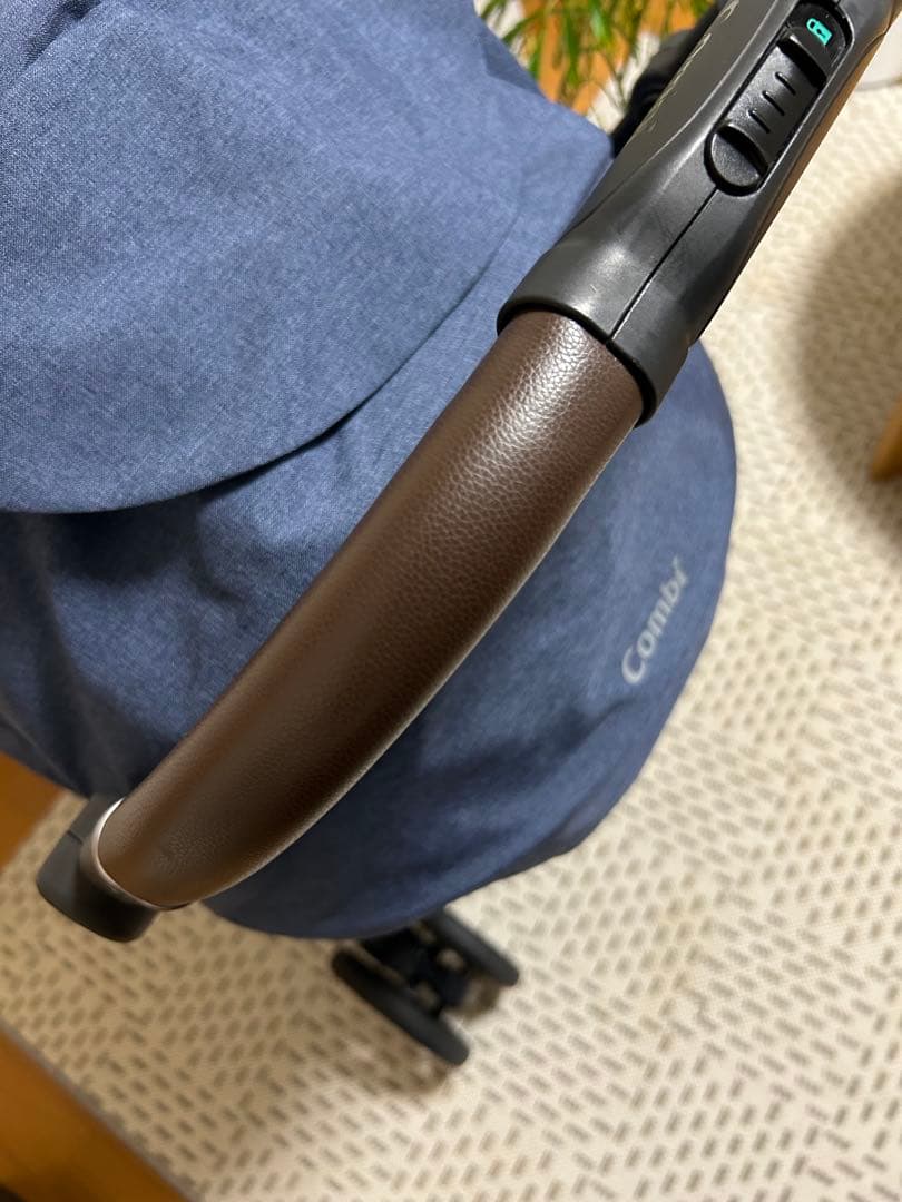 コンビ スゴカルSwitch エッグショック ASベビーカー