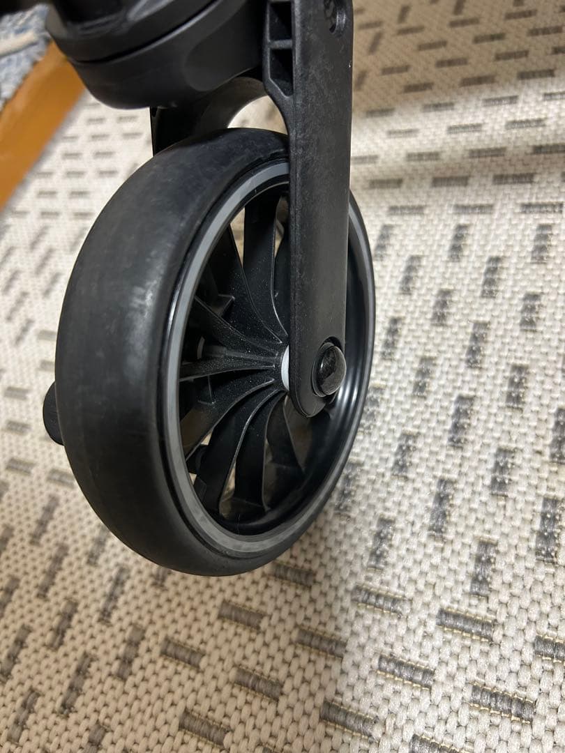 コンビ スゴカルSwitch エッグショック ASベビーカー