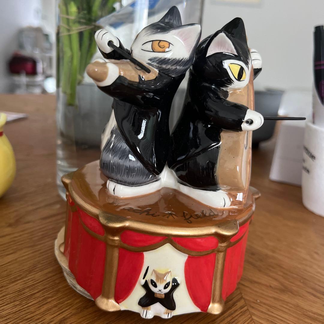 ダヤン演奏会のオルゴール 陶器製