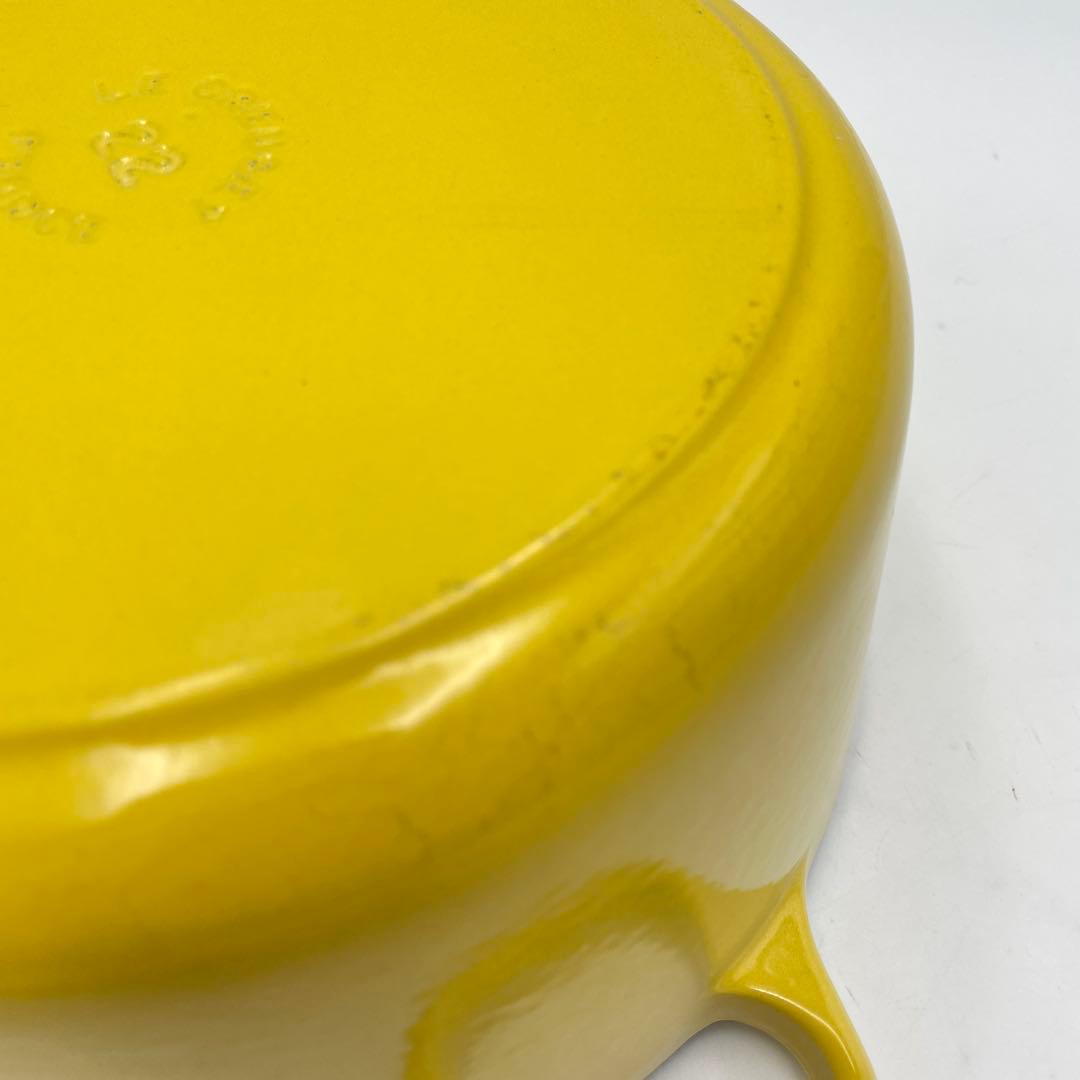 美品　ル・クルーゼ　ココットロンド　22cm イエロー