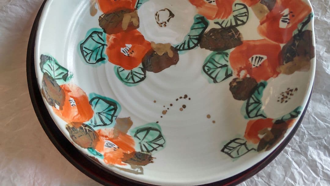 未使用 美濃焼 和田一人作 紅白 椿 片口鉢 皿 金彩