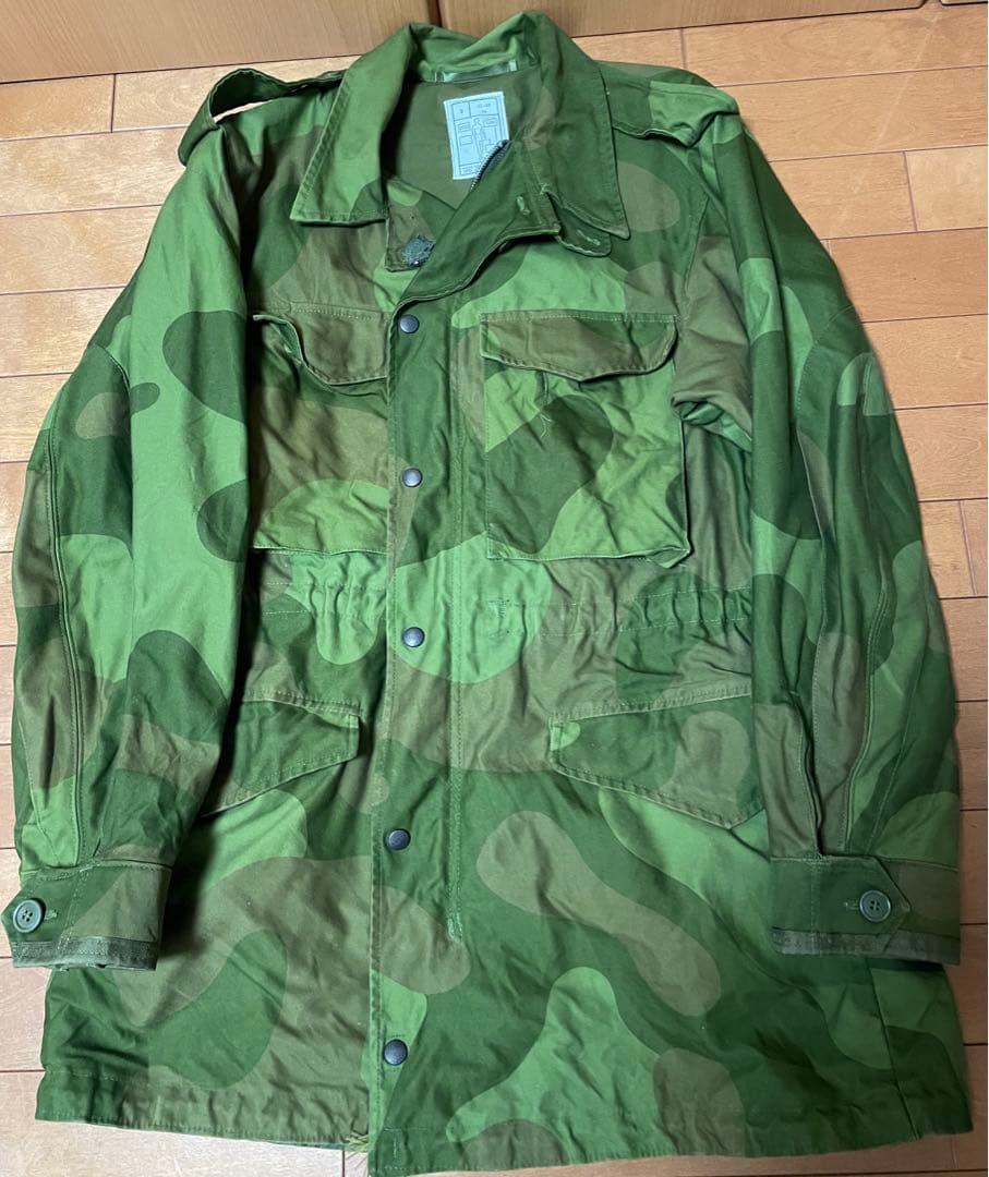 実物　ノルウェー陸軍　M75迷彩スモック（M85・フィールドジャケット）サバゲー