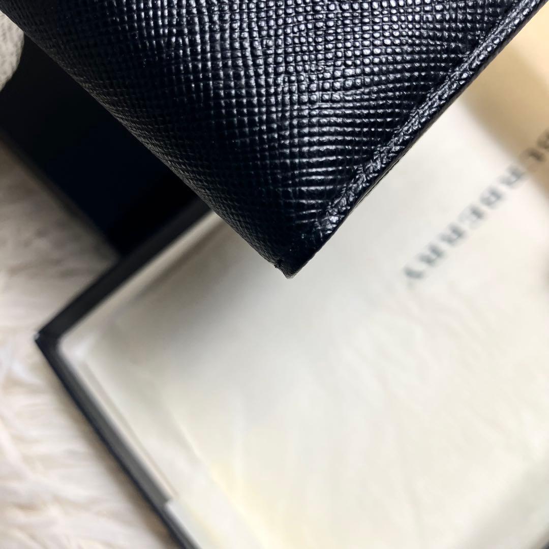 【未使用】バーバリー 二つ折り ノバチェックレザー ブラック 箱付き