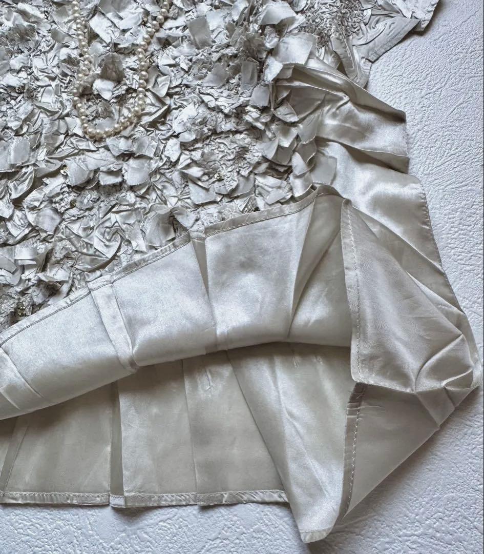 お値下げ！美品　スペッチオGプリーツフレンチ袖ブラウス　シャンブレーベージュ