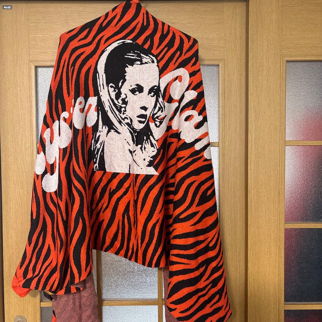 ヒステリックグラマー袖付きストールポンチョ