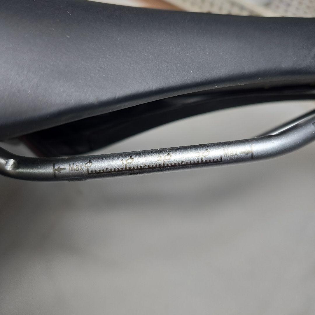 Prologo サドル ブラック