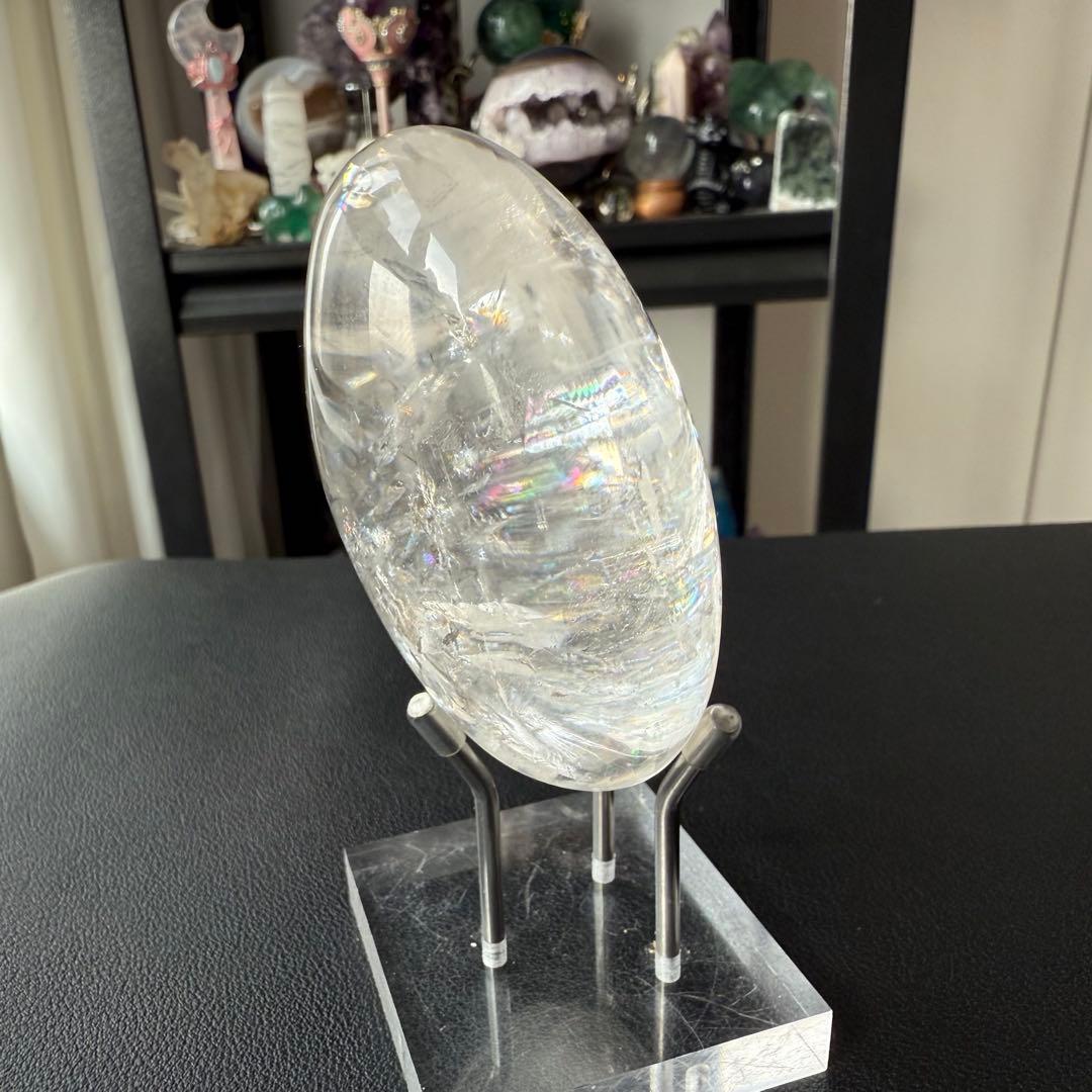 天然石虹あり　水晶の握り石　置物NO.020509