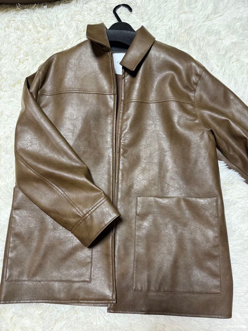 emmi フェイクレザーダブルジップブルゾン