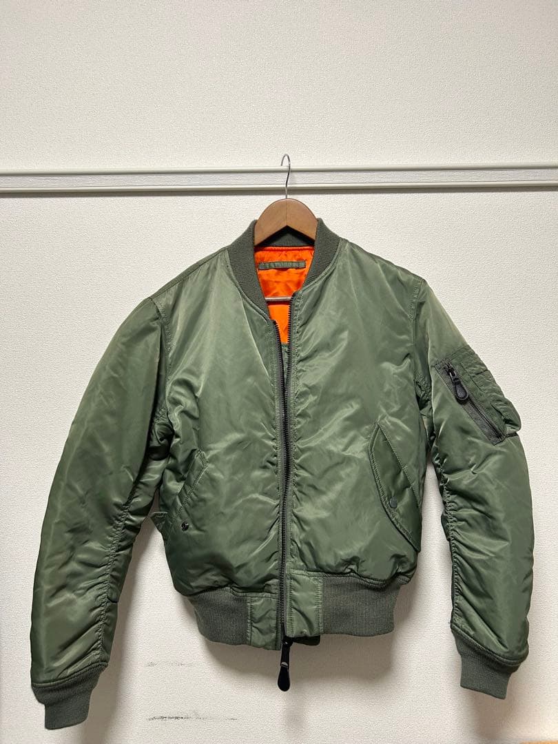 【未使用級】AVIREX MA-1 フライトジャケット　Mサイズ