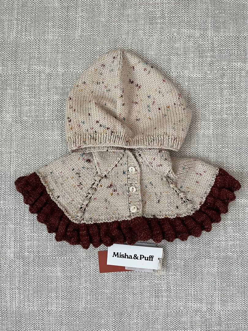 美品　misha&puff ラッフルケープ　ニット帽