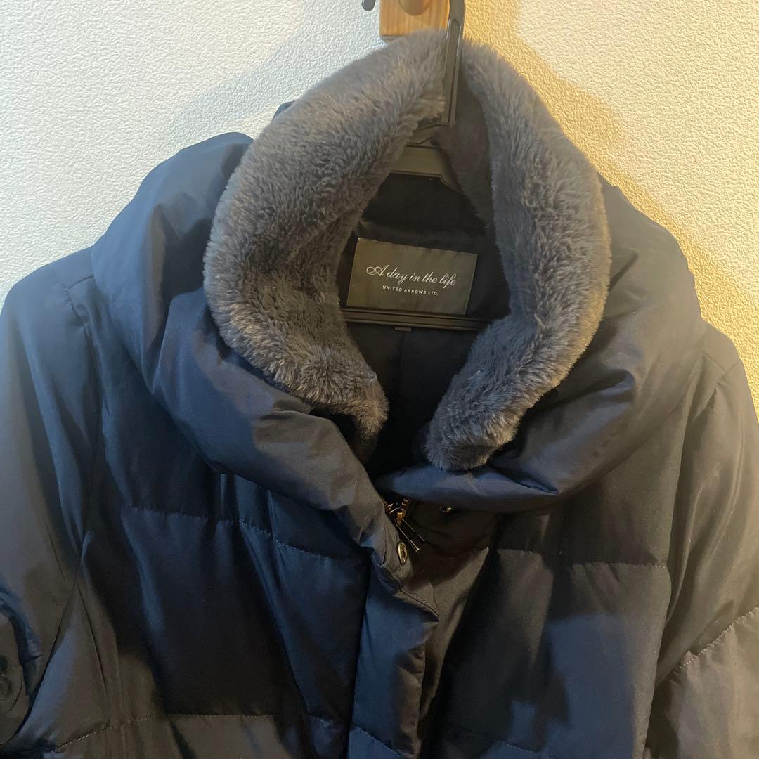 値下【美品】ユナイテッドアローズ　ネイビー ダウンジャケットロング　ファー付き