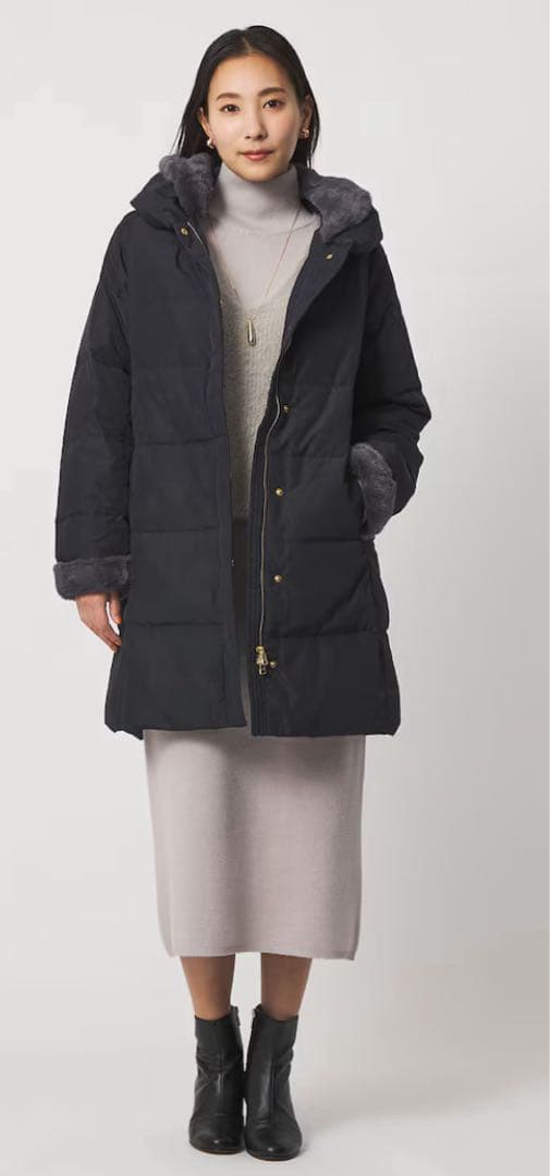 値下【美品】ユナイテッドアローズ　ネイビー ダウンジャケットロング　ファー付き