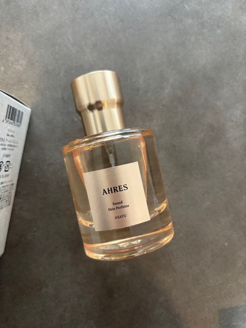 AHRES （アーレス）香水 50ml SAYU