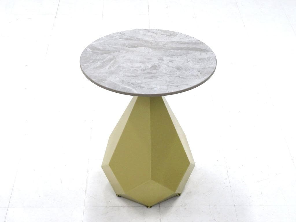 展示品　ホテルライク　セラミック　幾何学的　サイドテーブル　コーヒーテーブル