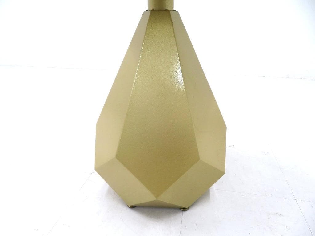 展示品　ホテルライク　セラミック　幾何学的　サイドテーブル　コーヒーテーブル