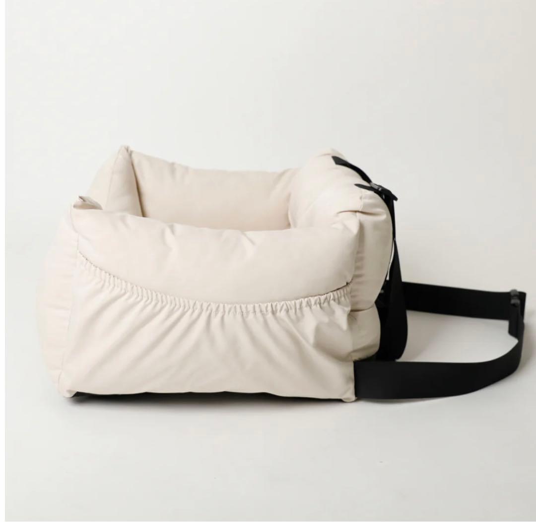 モンシェリ 撥水ふんわりドライブペットベッド moncheri