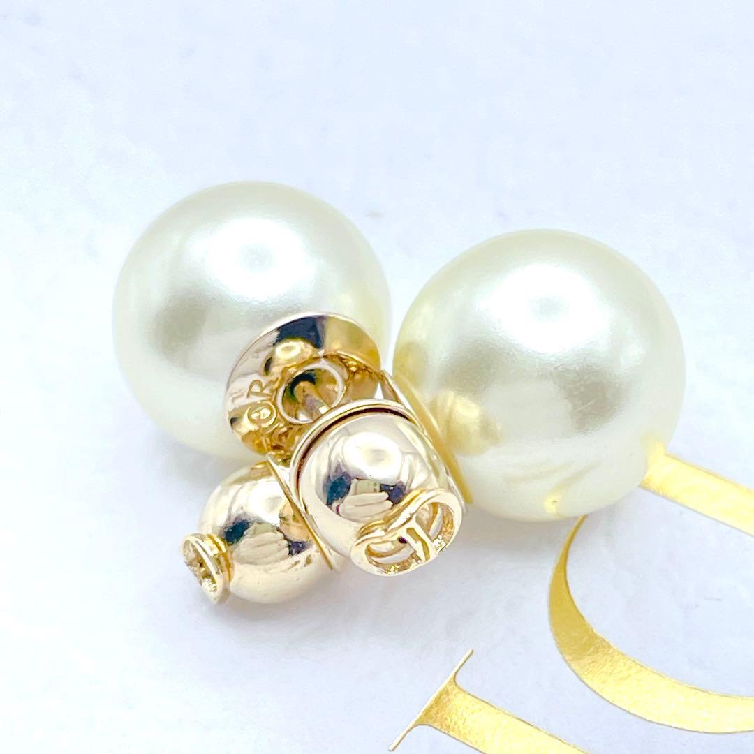 Christian Dior ピアス　パール　トライバル　ゴールド　CD