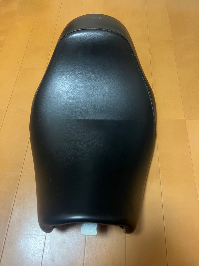 スポーツスター　　シート　週末限定値下げ！