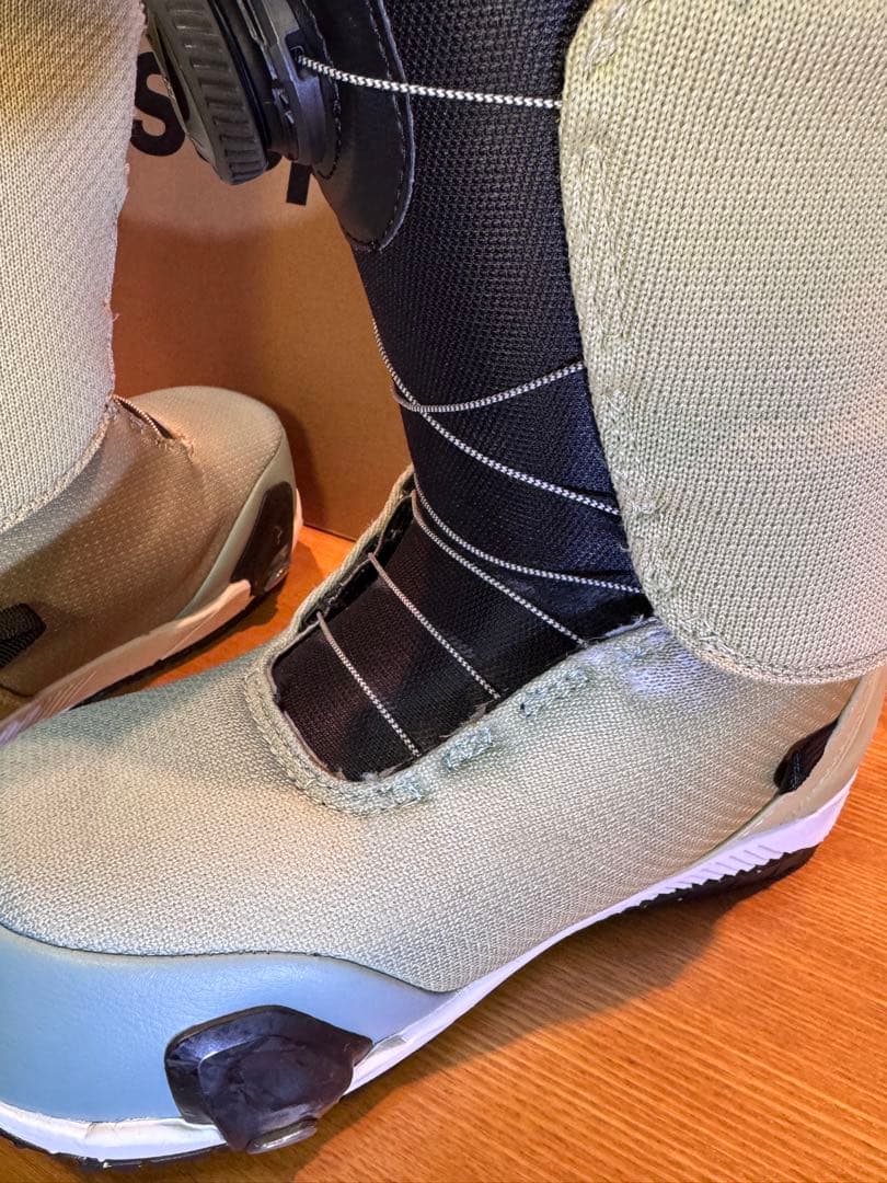 burton スワス　ステップオンブーツ　23-24 26.5