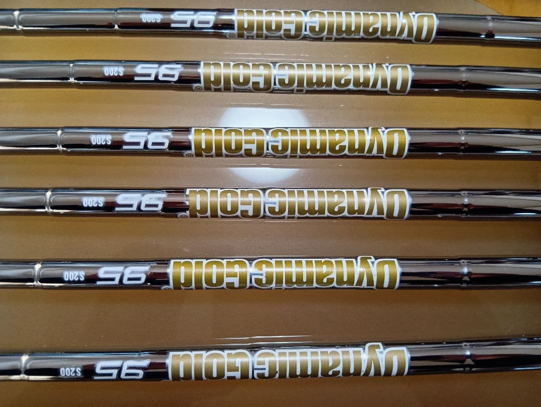 Titleist t200　2023