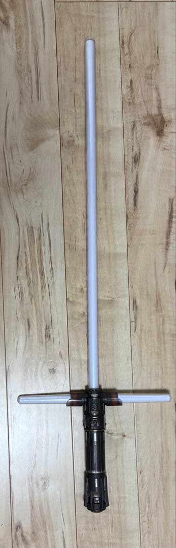 STAR WARS ライトセーバー　カイロ.レン