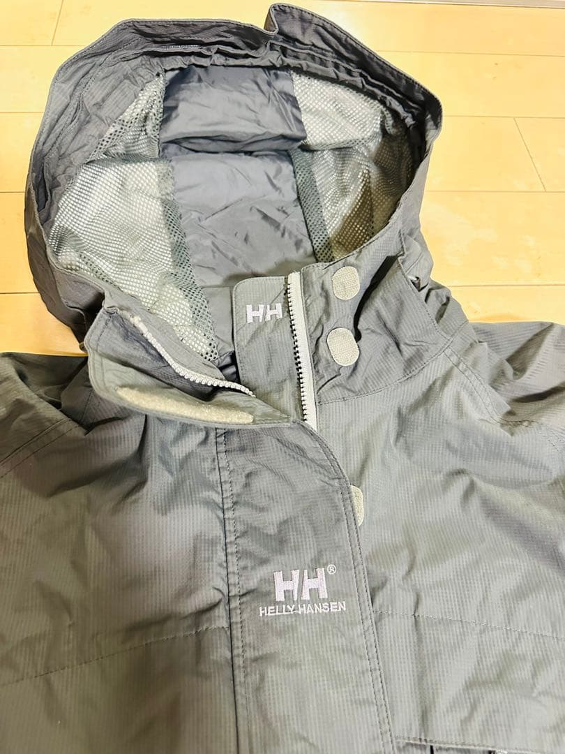 HellyHansen 本格雪山スノーウェア　ユニセックス　男S〜M 女子L